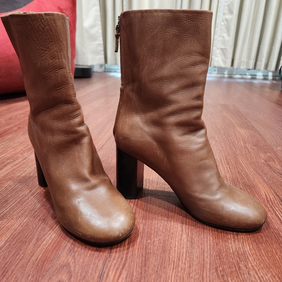 Chloe Block Heel Leather Tanhued Midcalf Boots